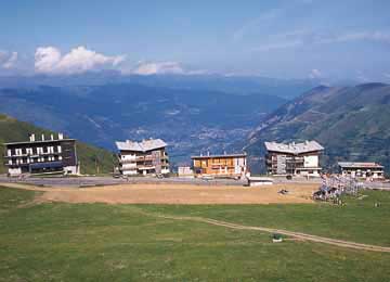  : SAINT LARY - PLA D'ADET