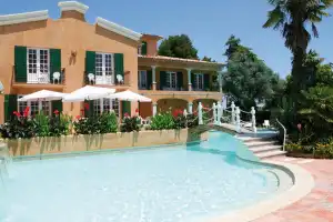 RESIDENCE QUINTA DA LAGOA