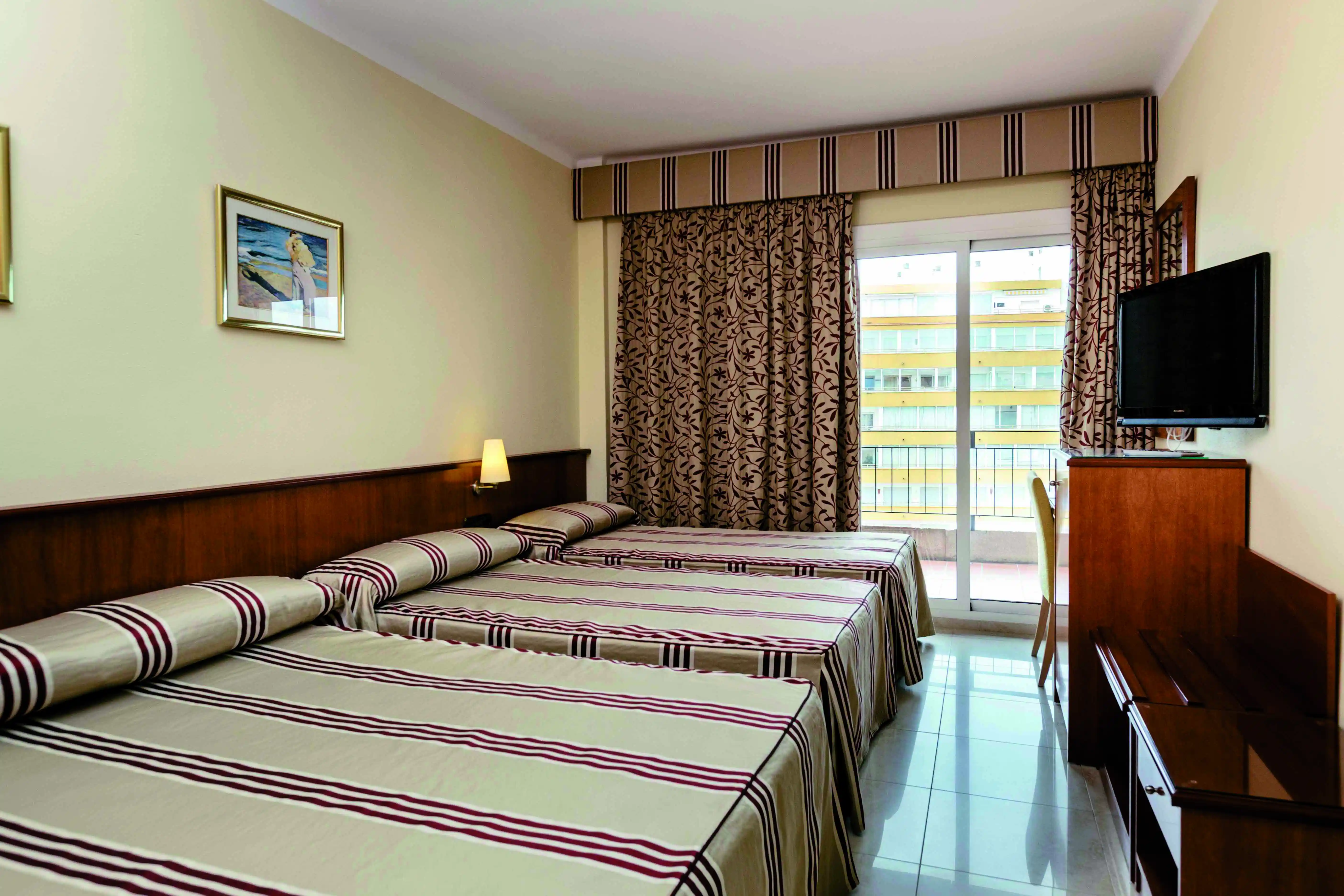 Lagrange Vacances®  - Rosas - MONTECARLO HOTEL & SPA