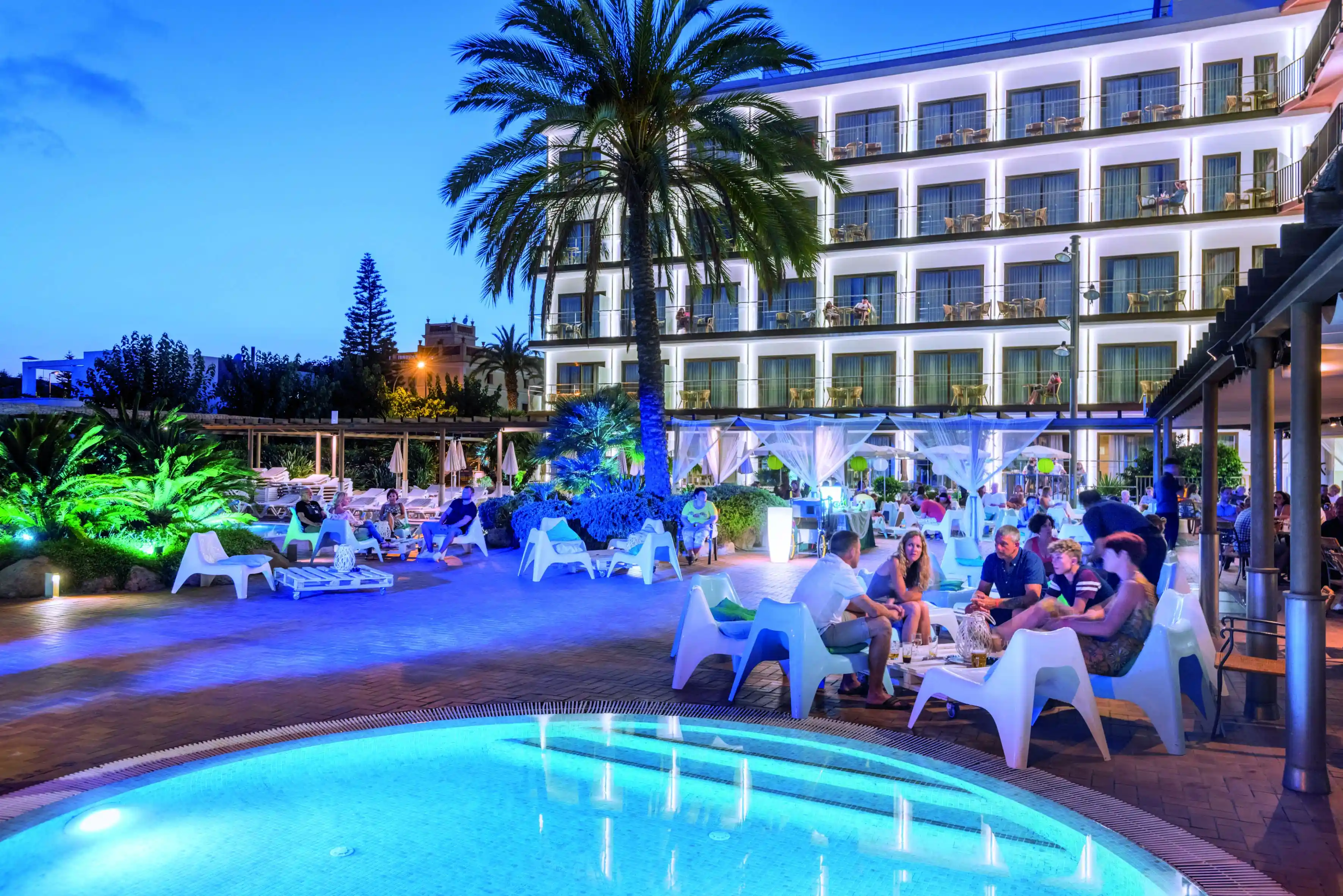 Lagrange Vacances®  - Pineda de Mar - HOTEL SUMUS STELLA ET SPA