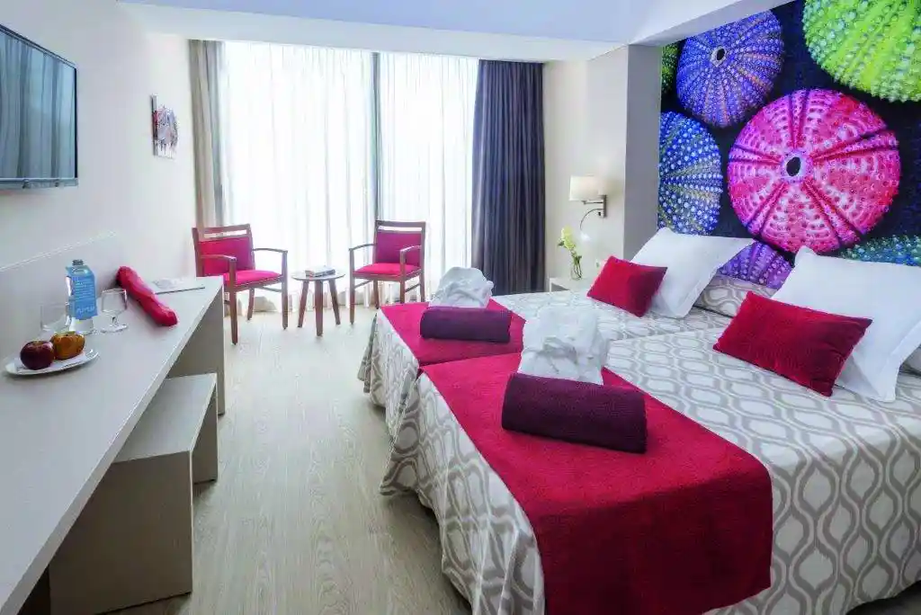 Lagrange Vacances®  - Pineda de Mar - HOTEL SUMUS STELLA ET SPA