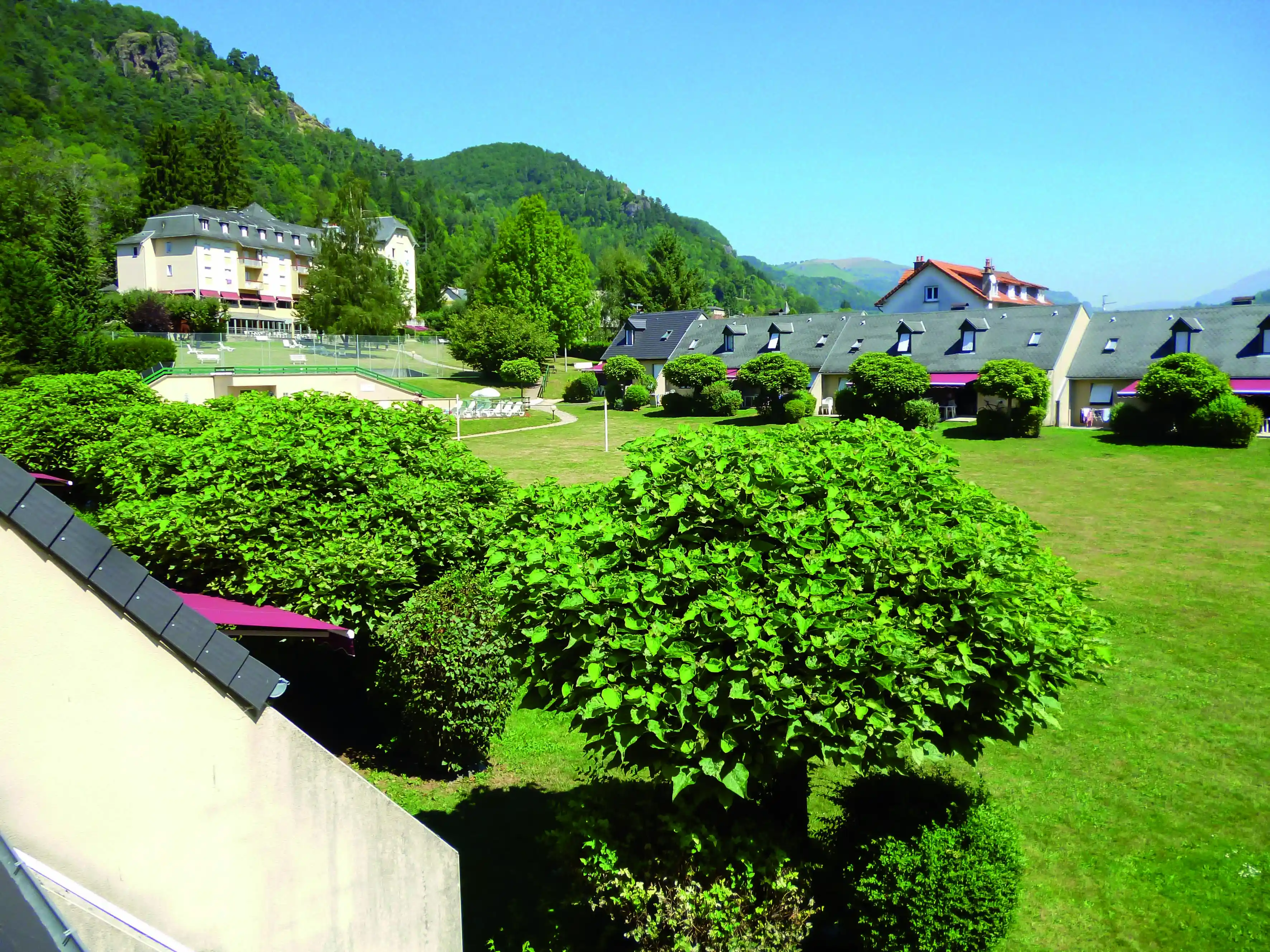 Lagrange Vacances®  - Vic-sur-Cere - COMPLEXE HOTELIER LE FAMILY