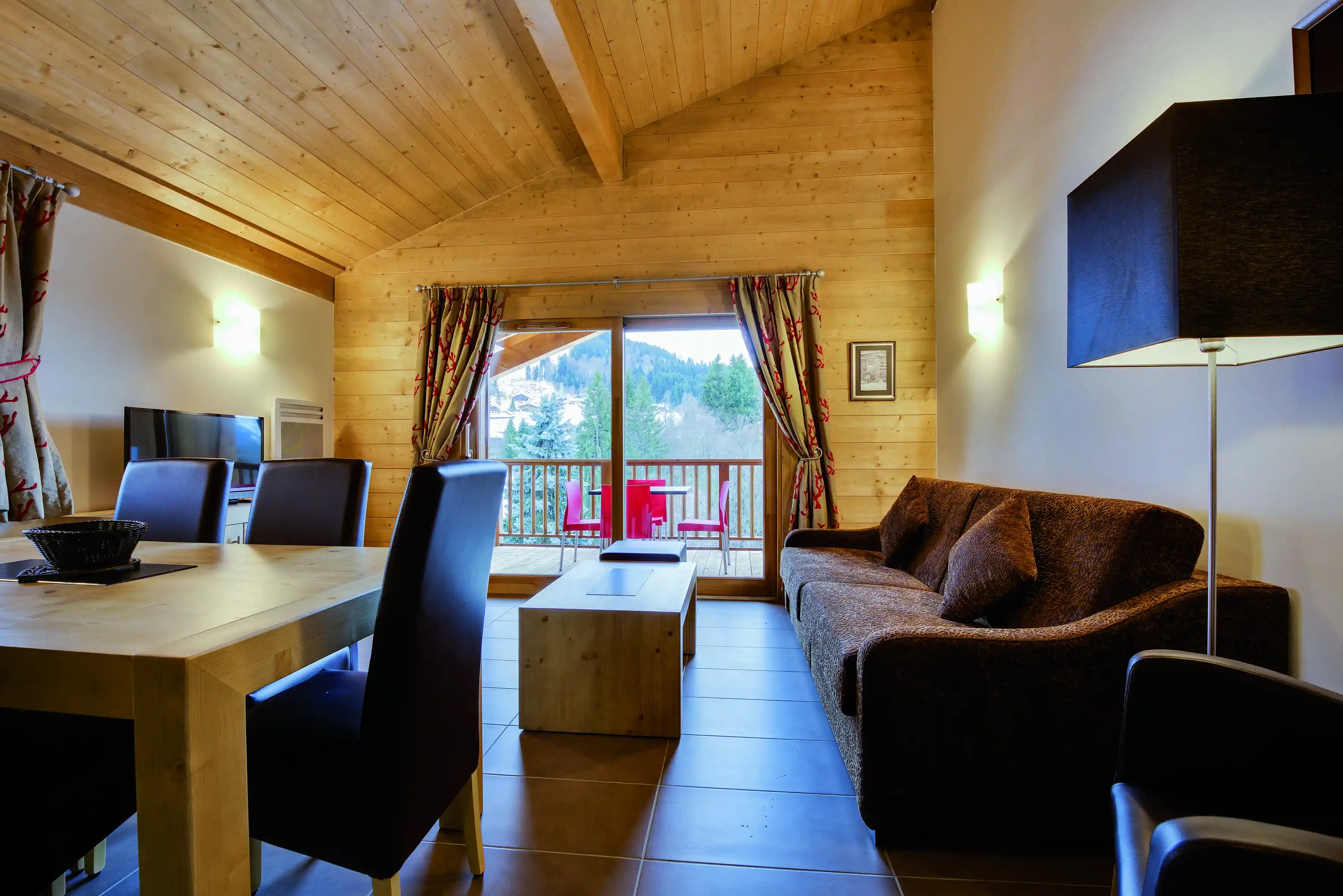Lagrange Vacances®  - Les Carroz d'araches - CGH LES CHALETS DE LEANA
