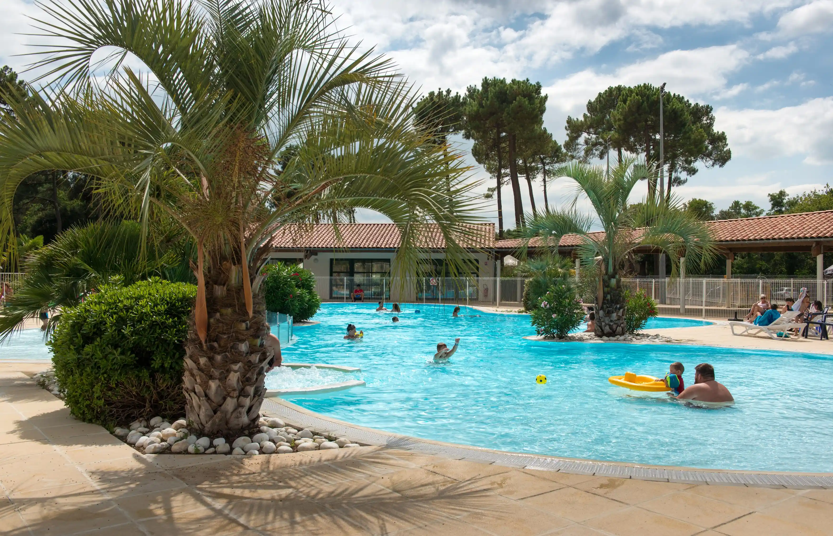 Lagrange Vacances&reg;  - Les Mathes / Royan - Camping Domaine de Montcalm