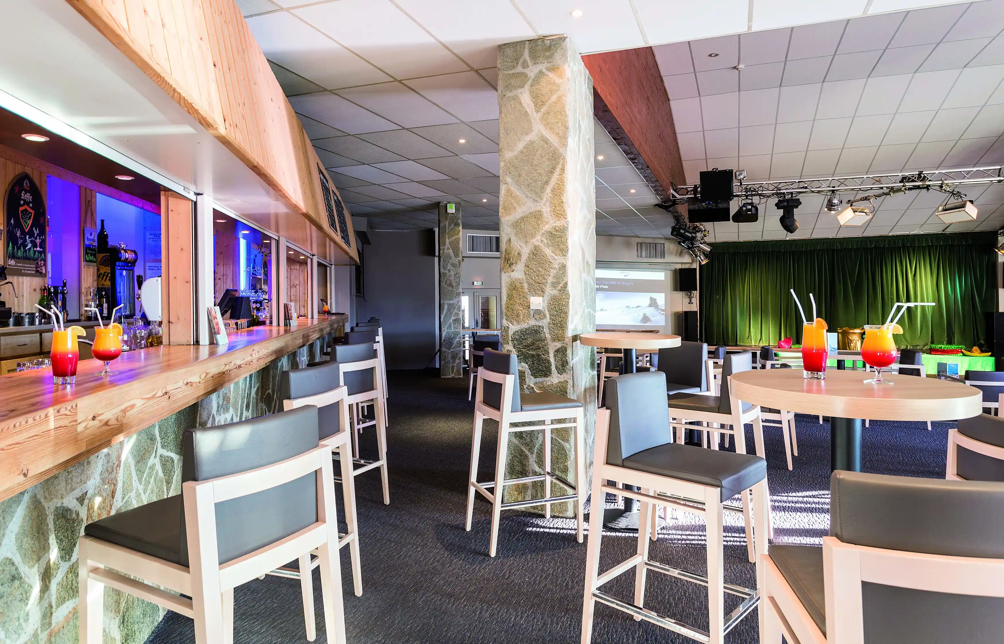 Lagrange Vacances®  - Alpe d'huez - MMV VILLAGE CLUB LES BERGERS