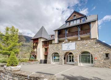 France - Pyrénées - Loudenvielle - Résidence les Jardins de Balnéa