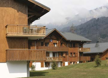 ALPES - HAUTE SAVOIE - LES FERMES DE SAMOENS