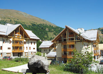 ALPES - SAVOIE - LES CHALETS DU GALIBIER
