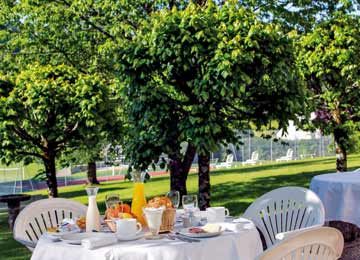 VIC-SUR-CERE HOTEL LE FAMILY - 9