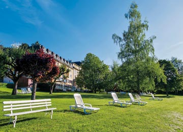 France - Auvergne - Vic sur Cère - Complexe Hôtelier Le Family