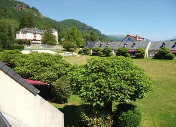 France - Auvergne - Vic sur Cère - Complexe Hôtelier Le Family