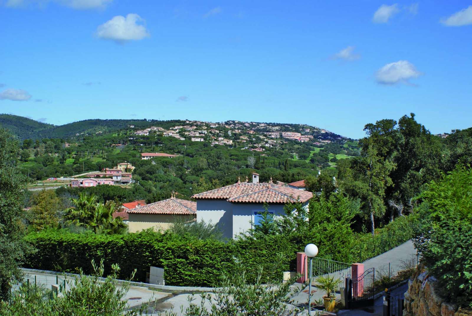 France - Côte d'Azur - Sainte Maxime - Résidence de Villas avec Piscine Privée Lagrange Vacances Le Carré Beauchêne